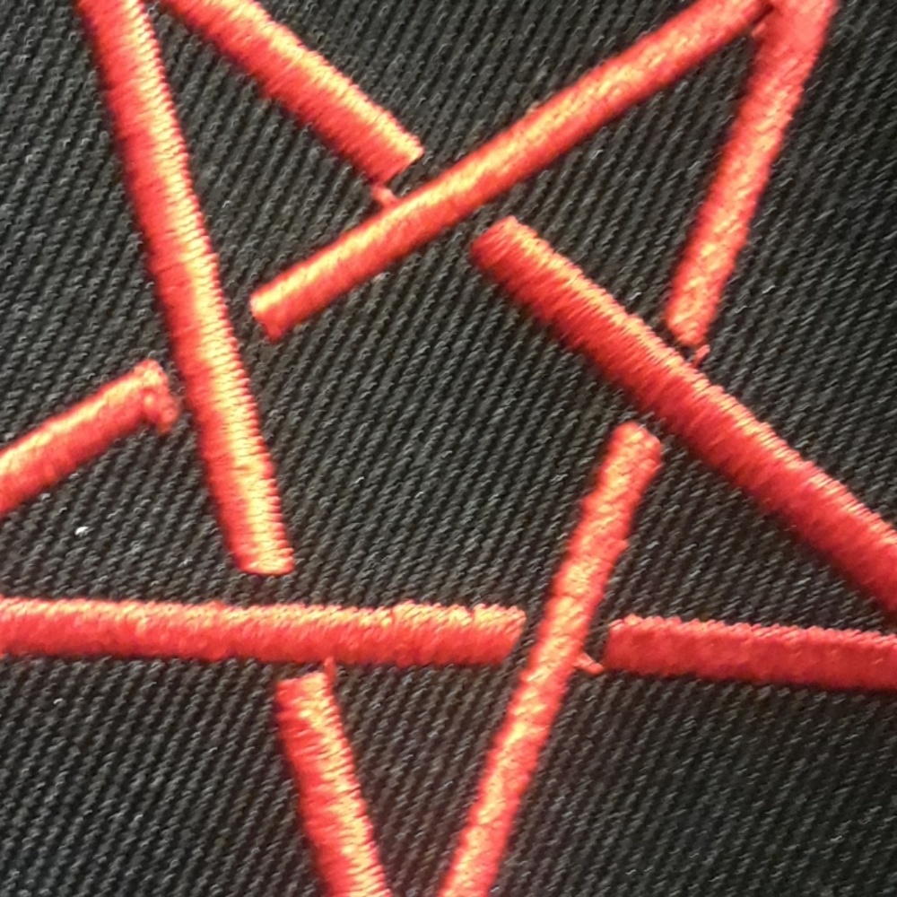 Two point star patch - Picture 3 of 3